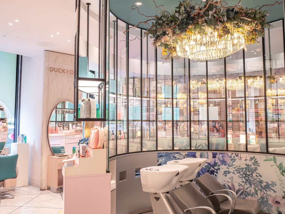LONDON'S MOST LUXURY BLOW DRY HAIR SALON