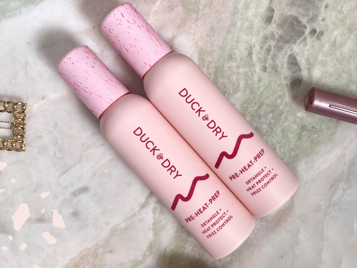 Smooth, Shiny, Frizz-Free hair in just one step with the best hair primer!