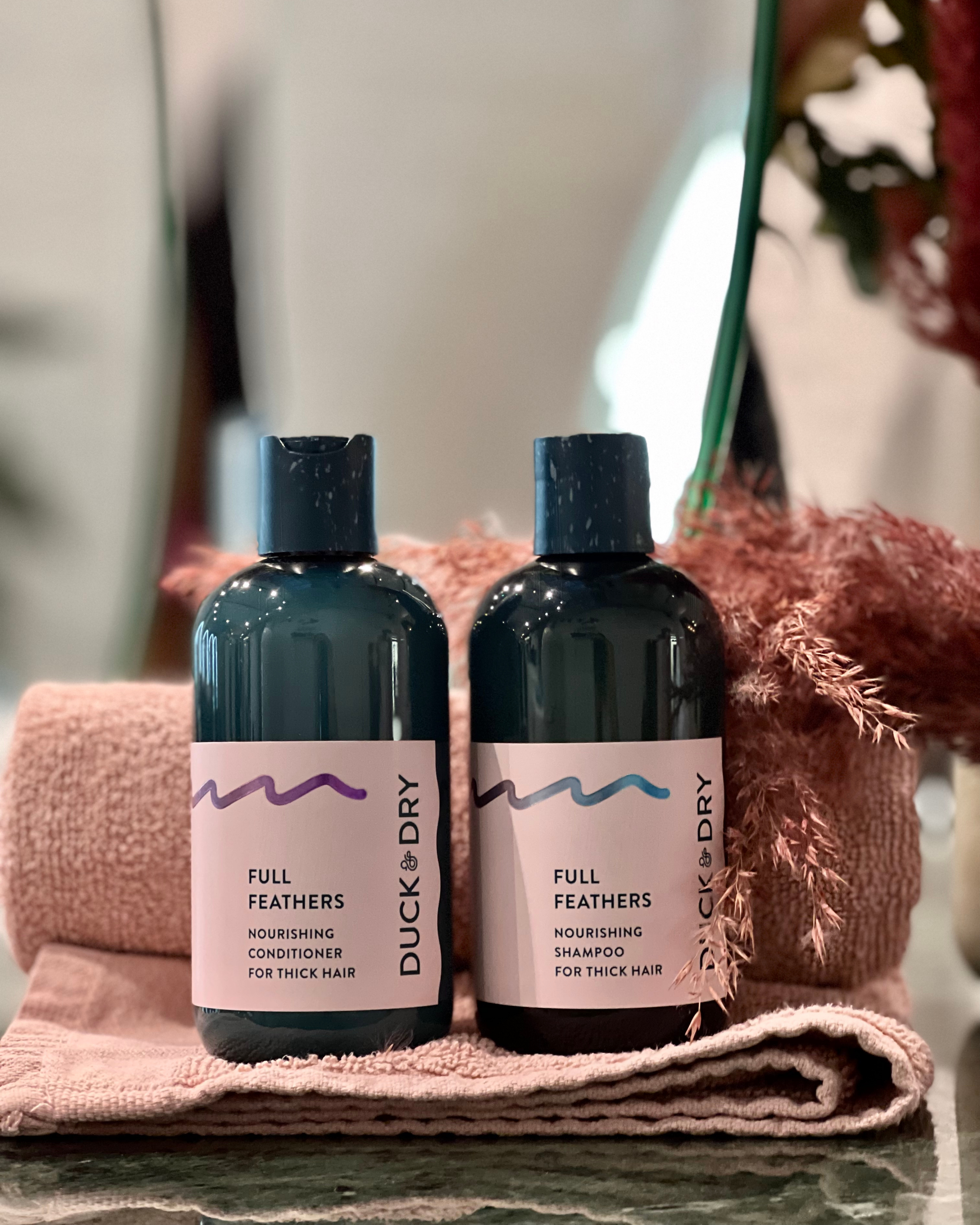 DUCK & DRY FULL FEATHERS NOURISHING SHAMPOO FOR THICK, COARSE HAIR, HYDRATING, NOURISHING, MANAGABLE, FRIZZ CONTROL